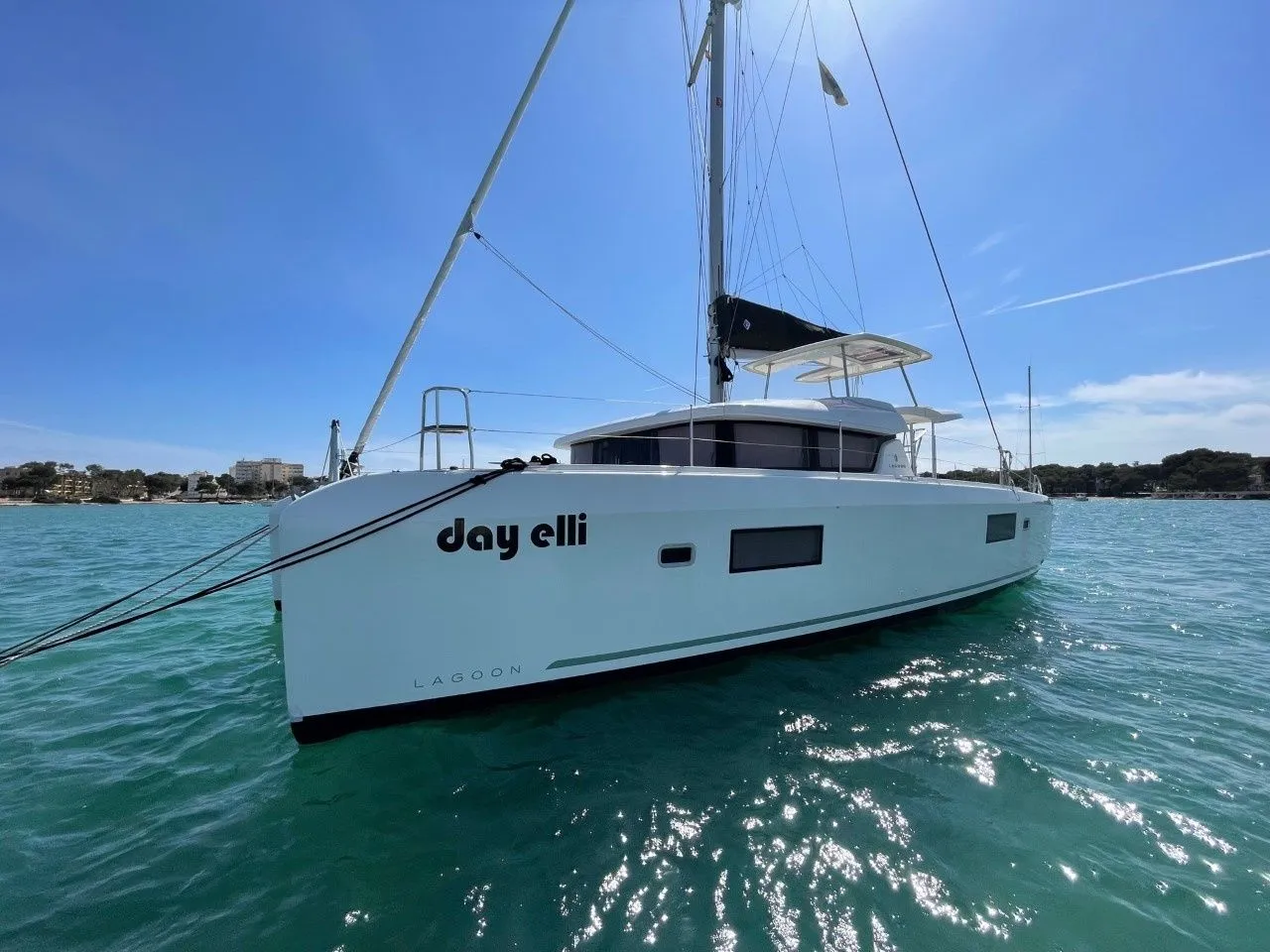 DayElli Charter Boat