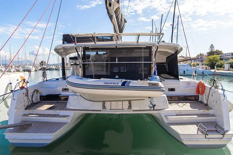 Dioni Charter Boat