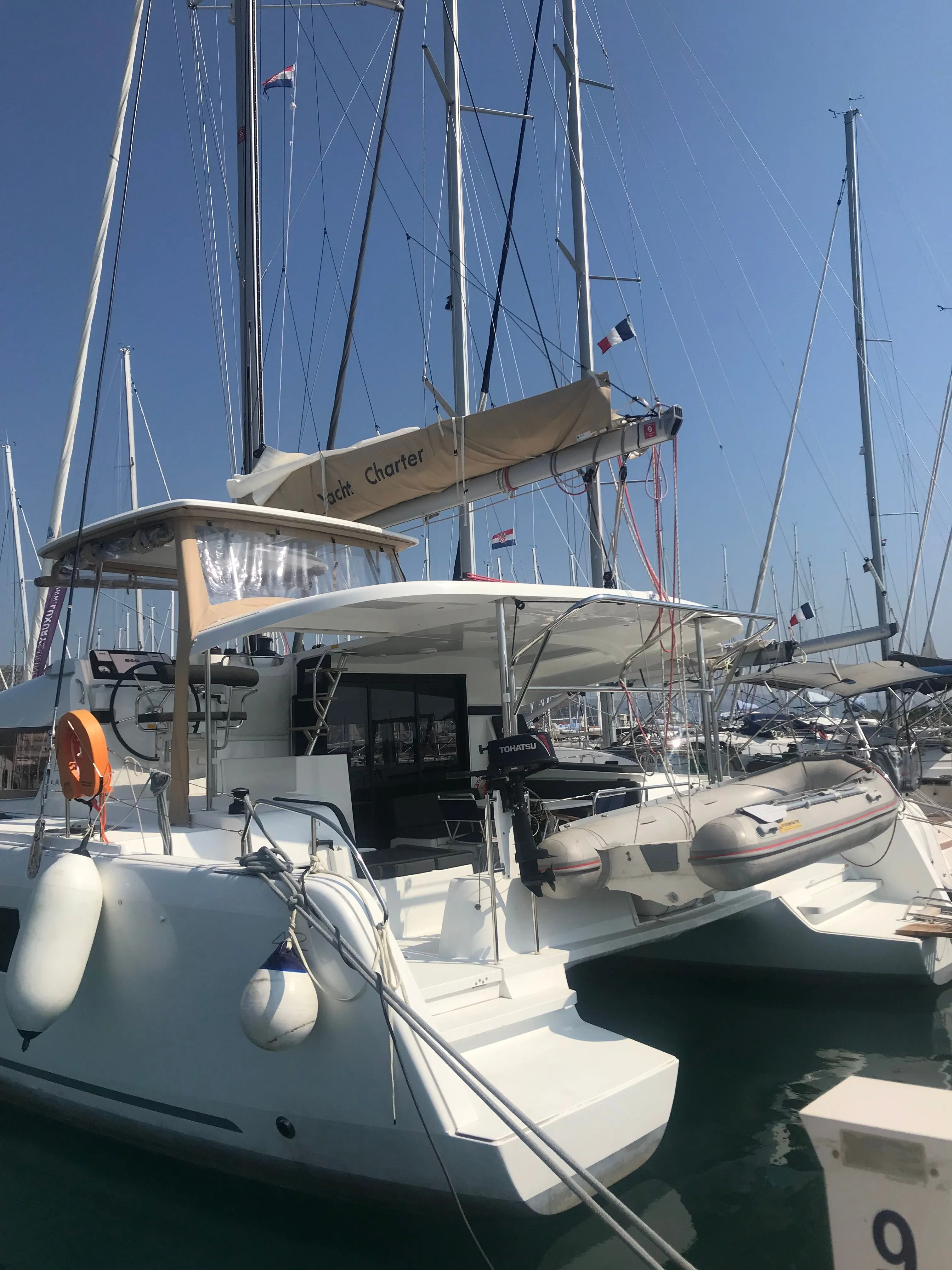 Discovery Charterboot - 5