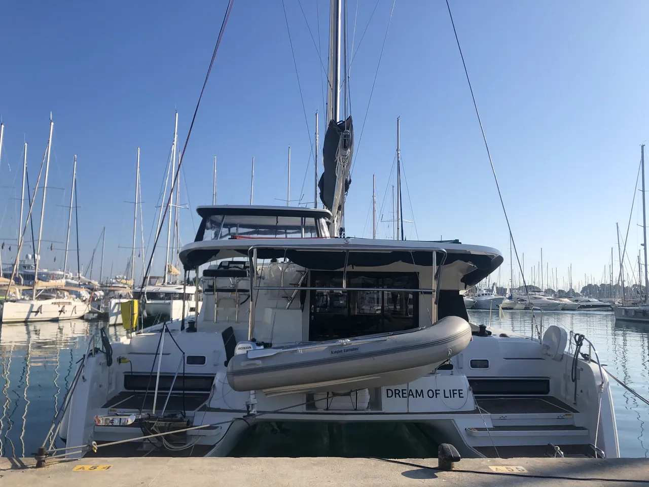 Dream of Life Charterboot - 4