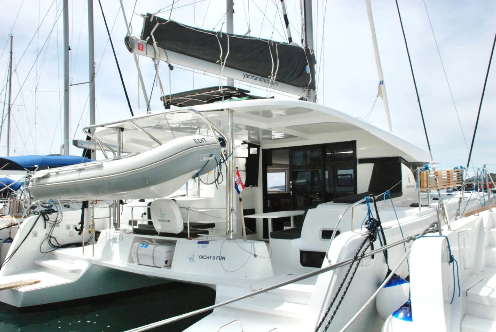 Edita Charterboot - 4