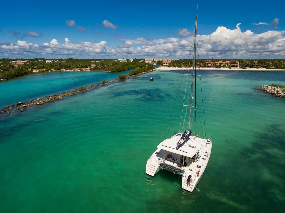 Emma Charter Boat