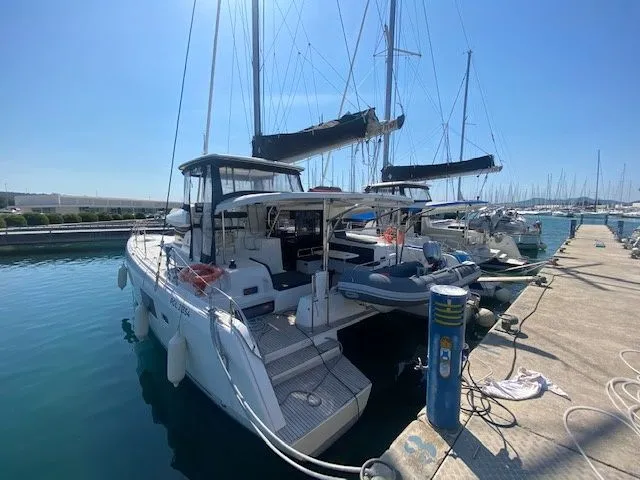 Fat Cat Charter Boat