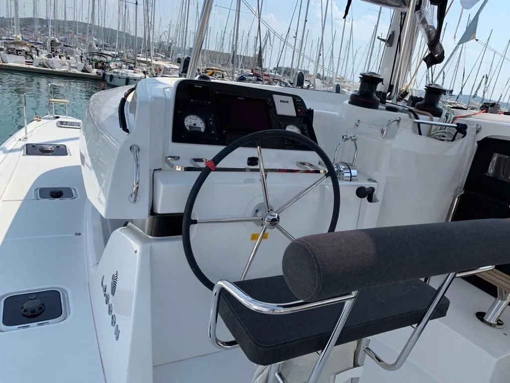 Independent Charterboot - 5