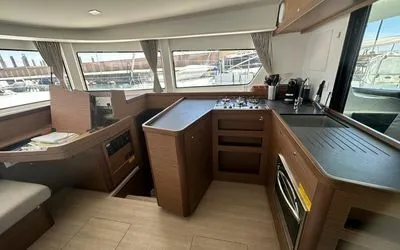Le Petit Sable Charter Boat
