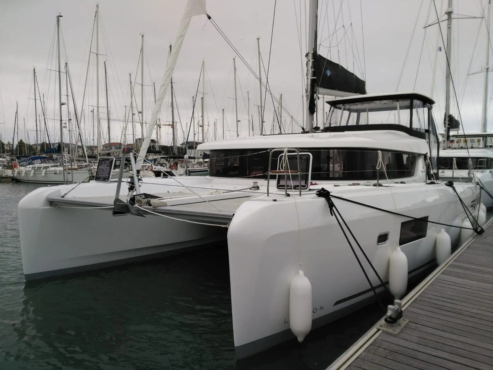 La Pirogue Kiralık Teknesi - 1