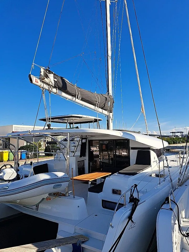 Lila Charter Boat