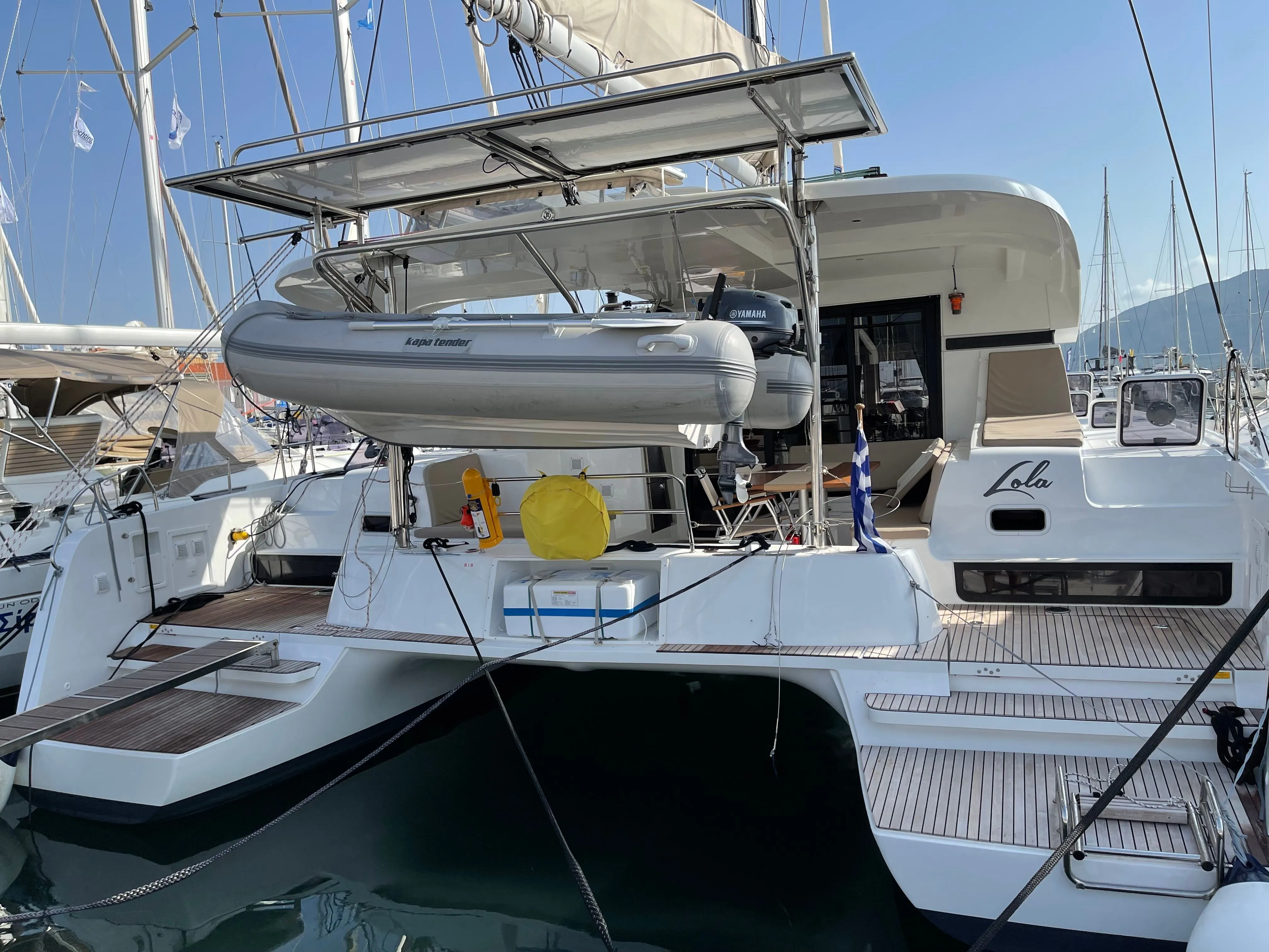 Чартер Lola - 3