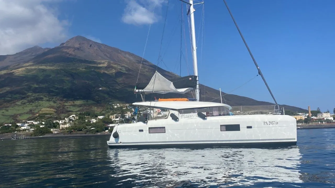 Magan 1 Charter Boat