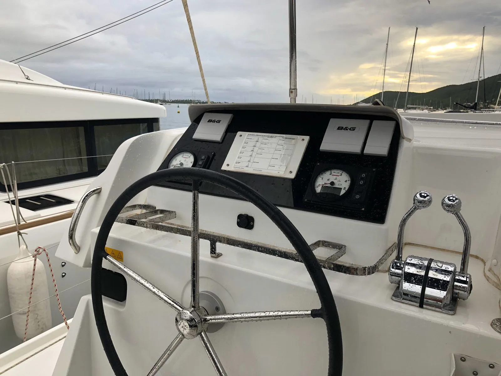 Чартер Mango 4 - 5