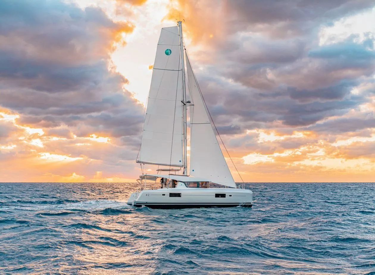 Mare Charter Boat