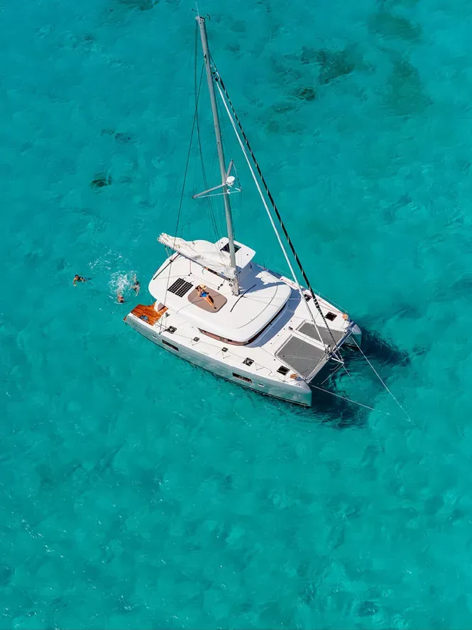 Rent a 12.8m Lagoon 42 in Capo d'Orlando
