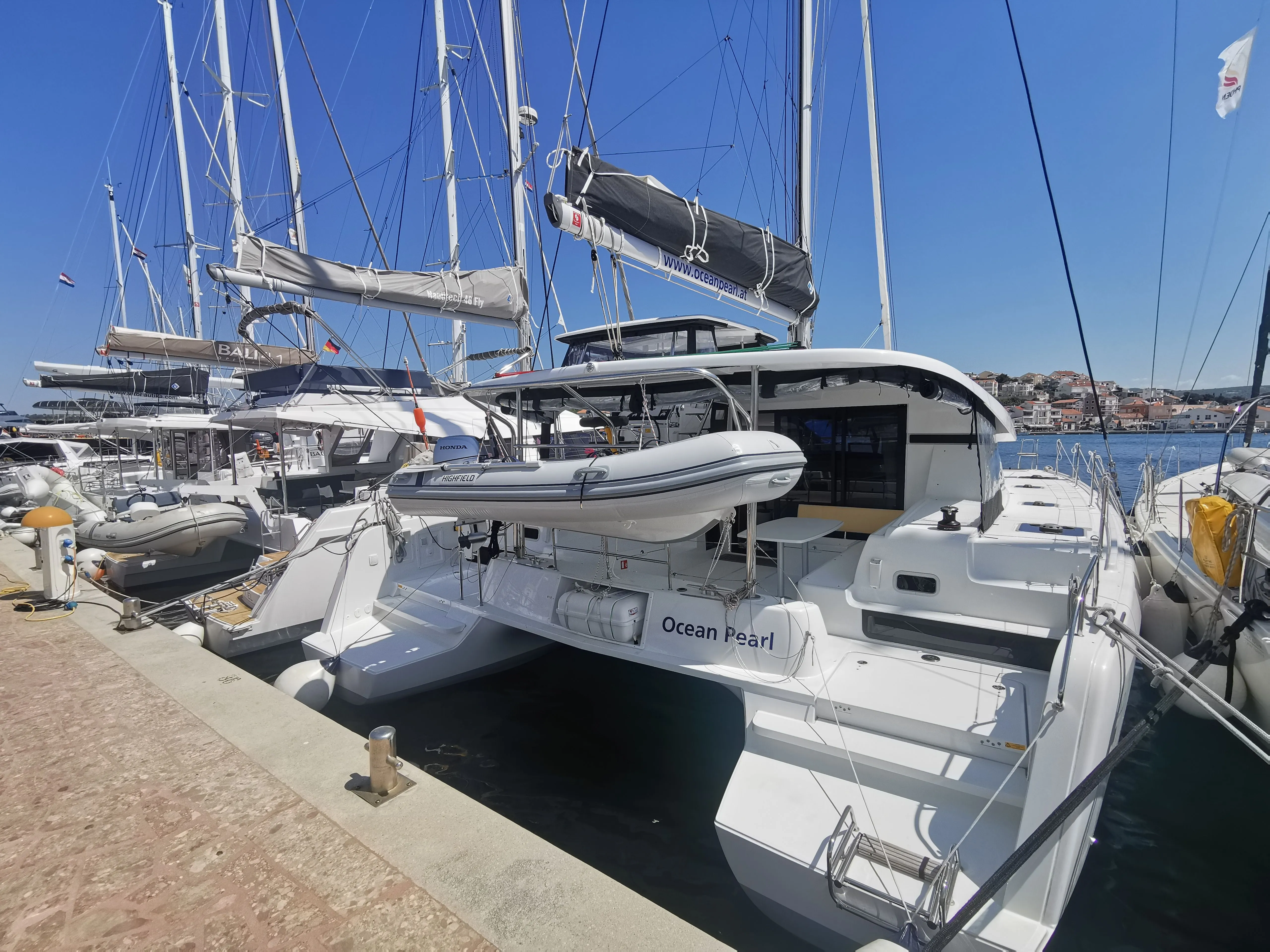 12.8m Rogoznica Boat Hire