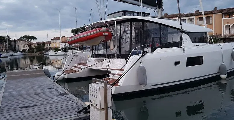 Charter a 12.8m 6 Cabin Catamaran in Grimaud