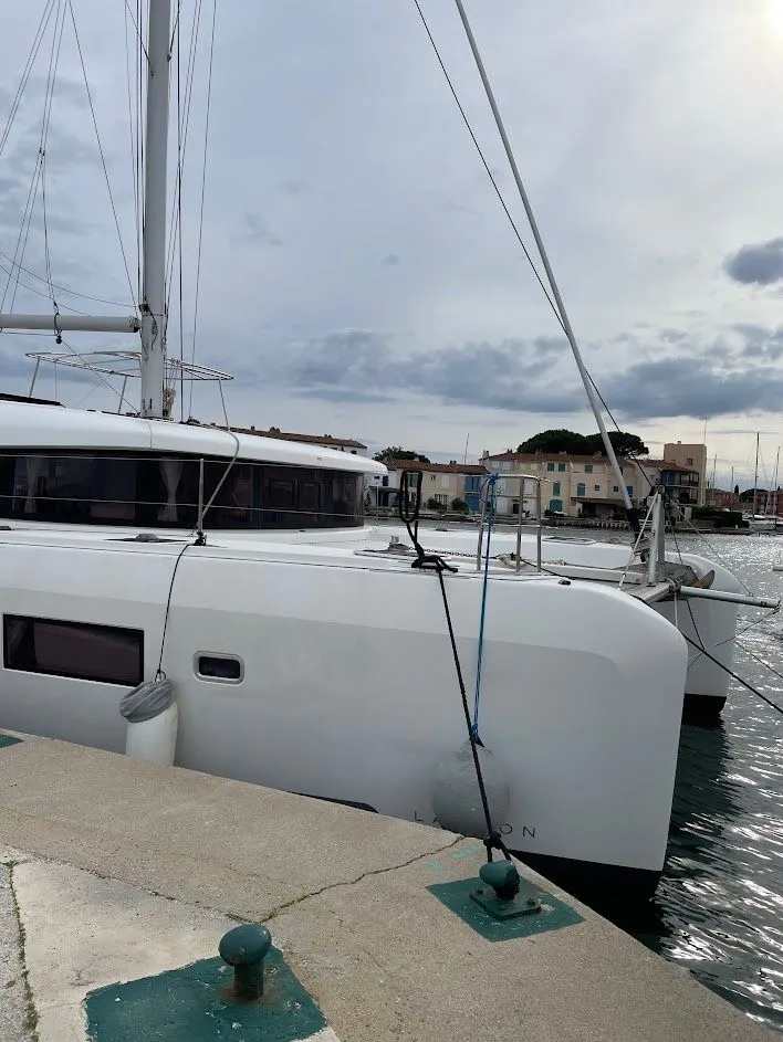 Charter a 12.8m 6 Cabin Catamaran in Grimaud