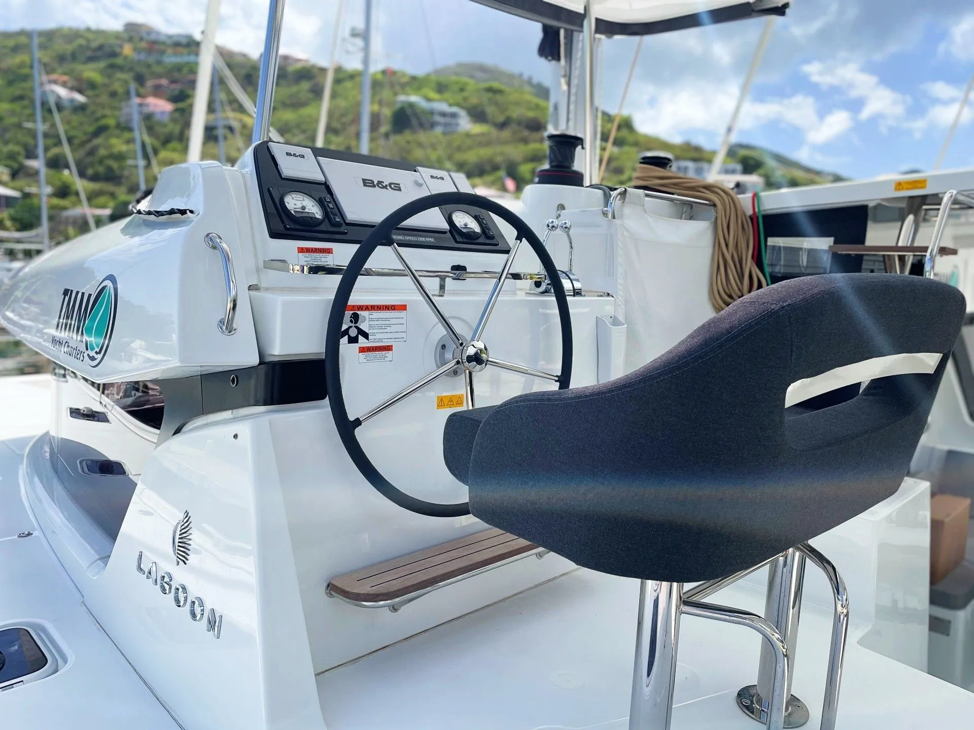 Painted Falcon Charterboot - 5