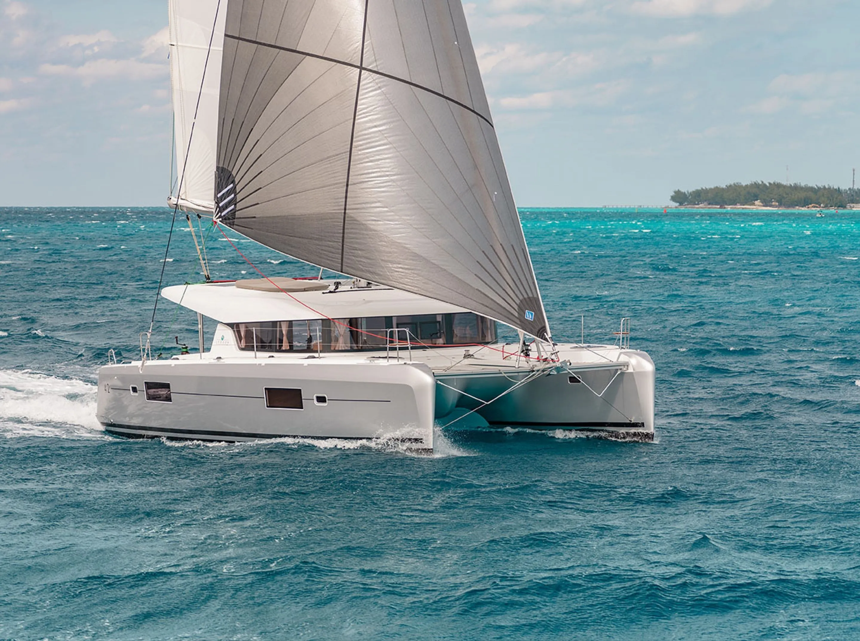 Rent a 12.8m Boat in Eden Island