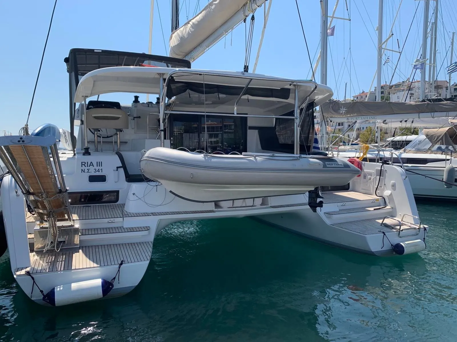 Чартер Ria 3 - 4