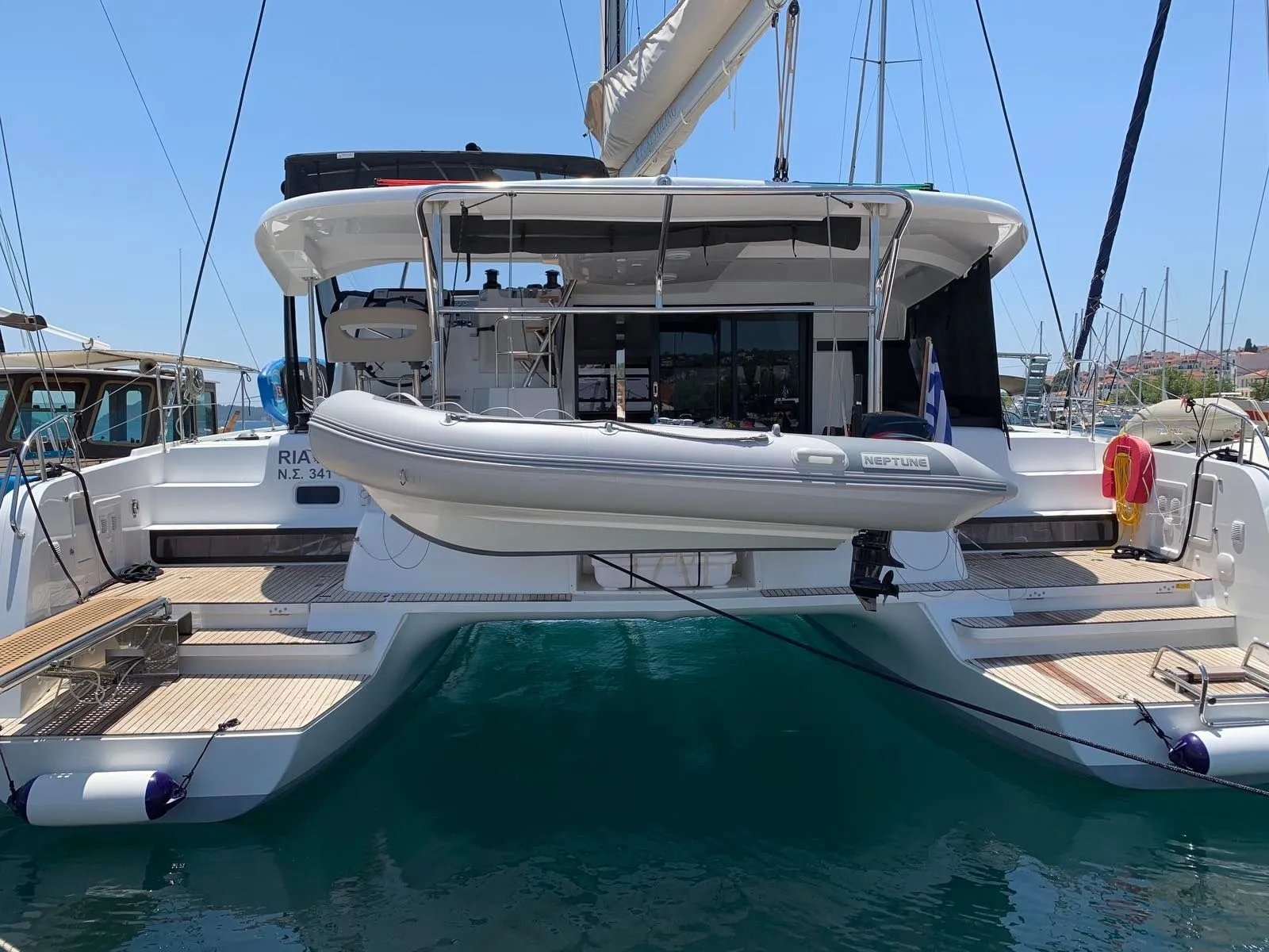 Чартер Ria 3 - 5