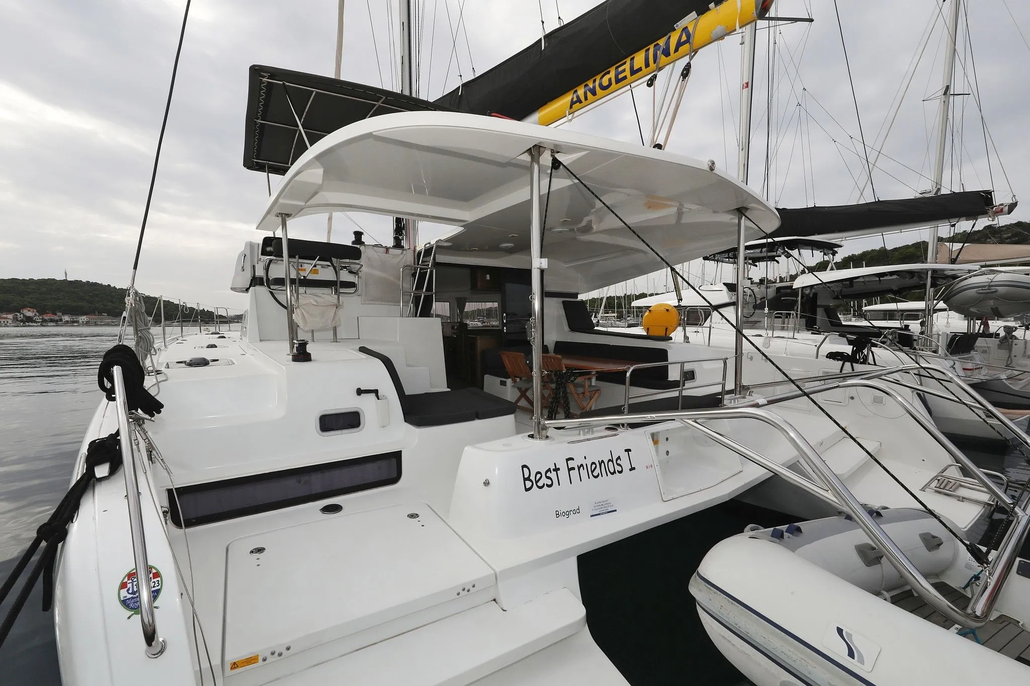 Чартер Best Friends 1 - 3