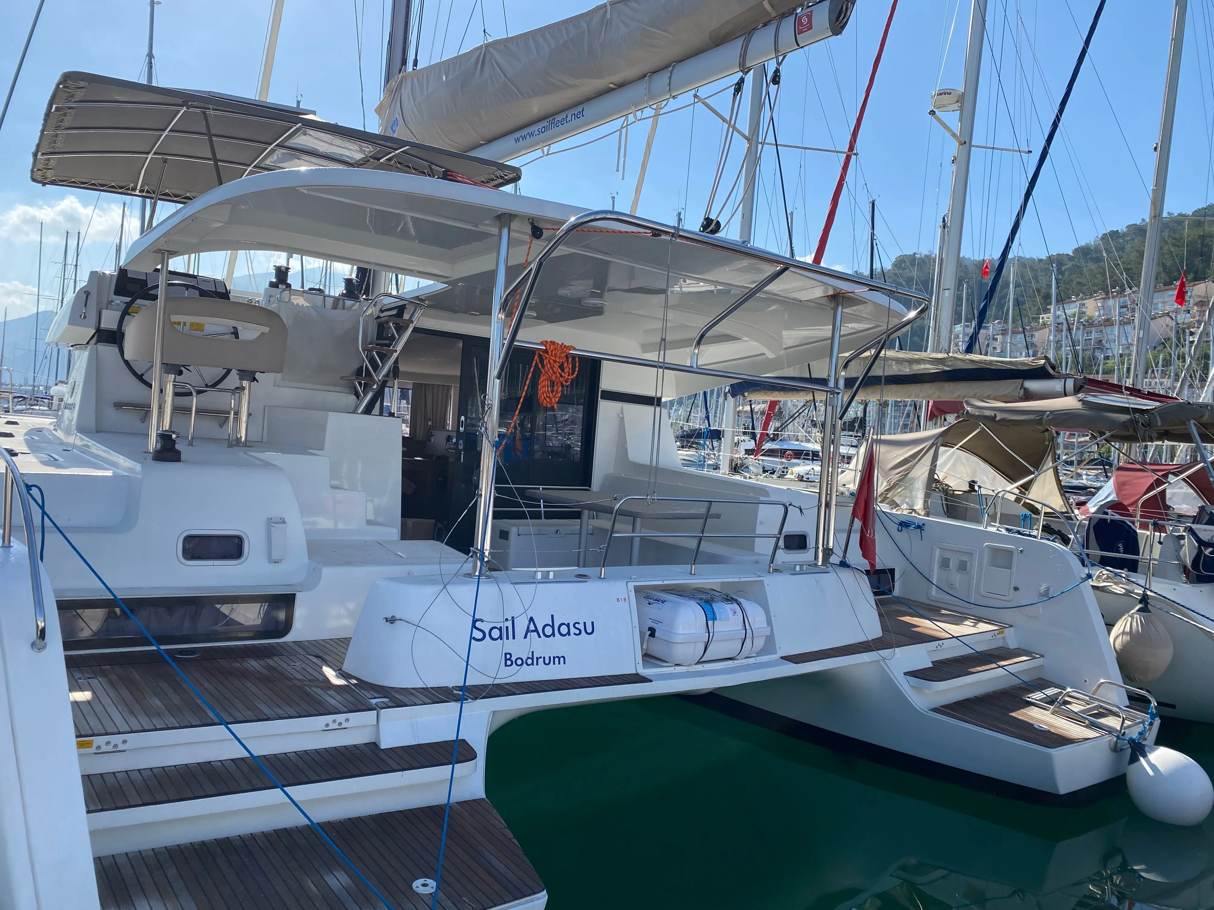 Sail Adasu Kiralık Teknesi - 4