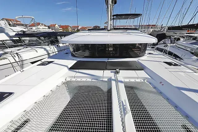 Sail la Vie Charter Boat