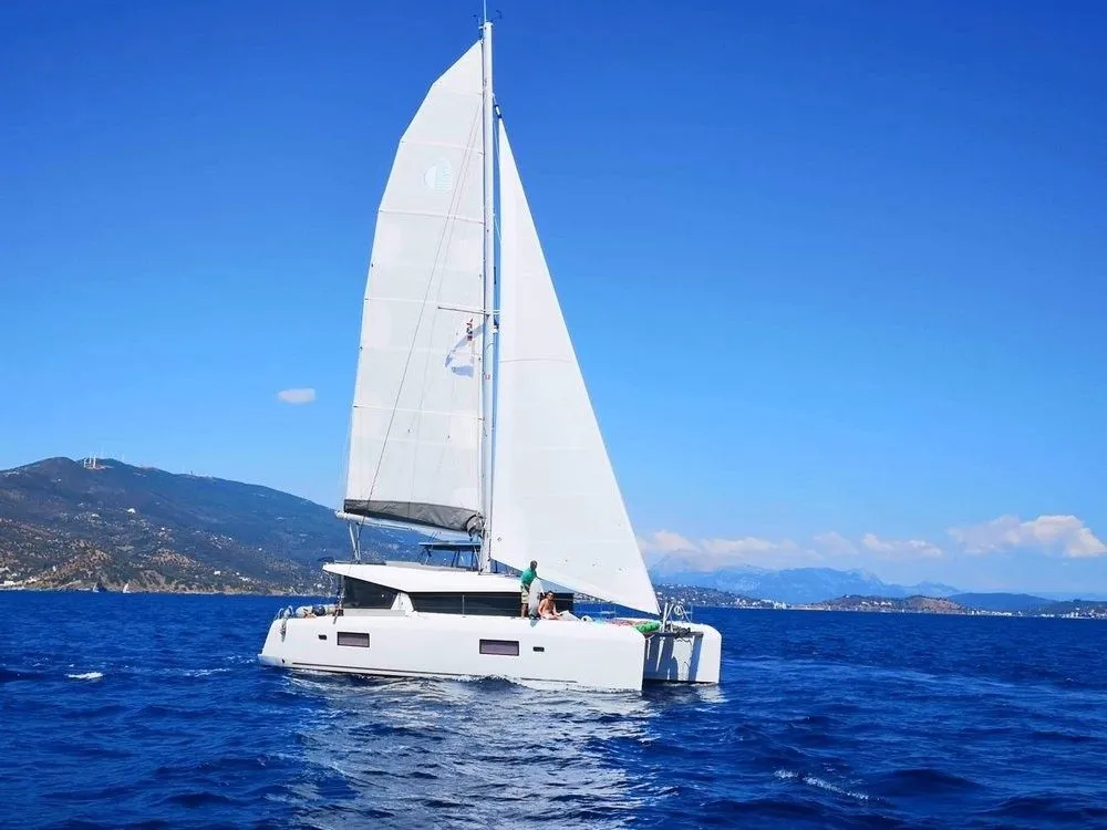 Charter a 12.8m 6 Cabin Catamaran in Salamina