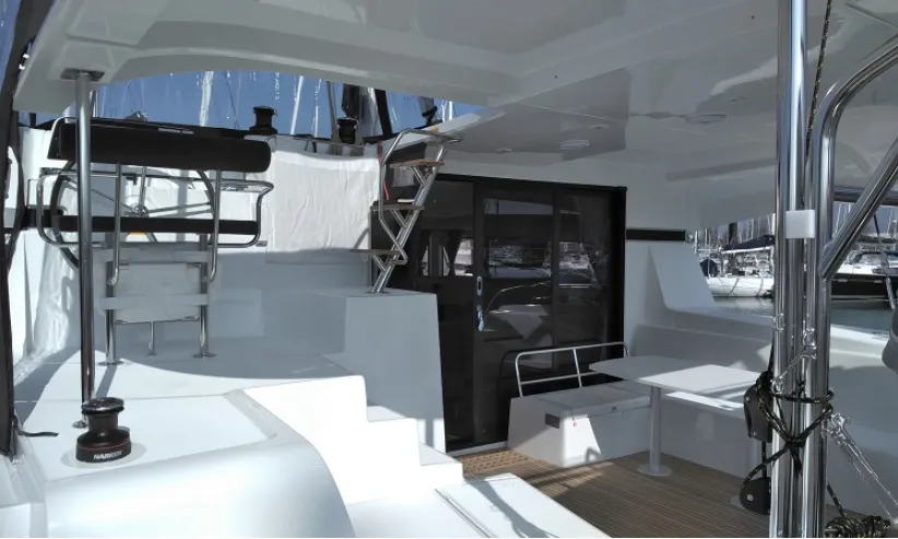 Sao Charter Boat