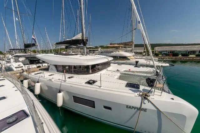 12.8m Šibenik Lagoon 42 Catamaran Hire