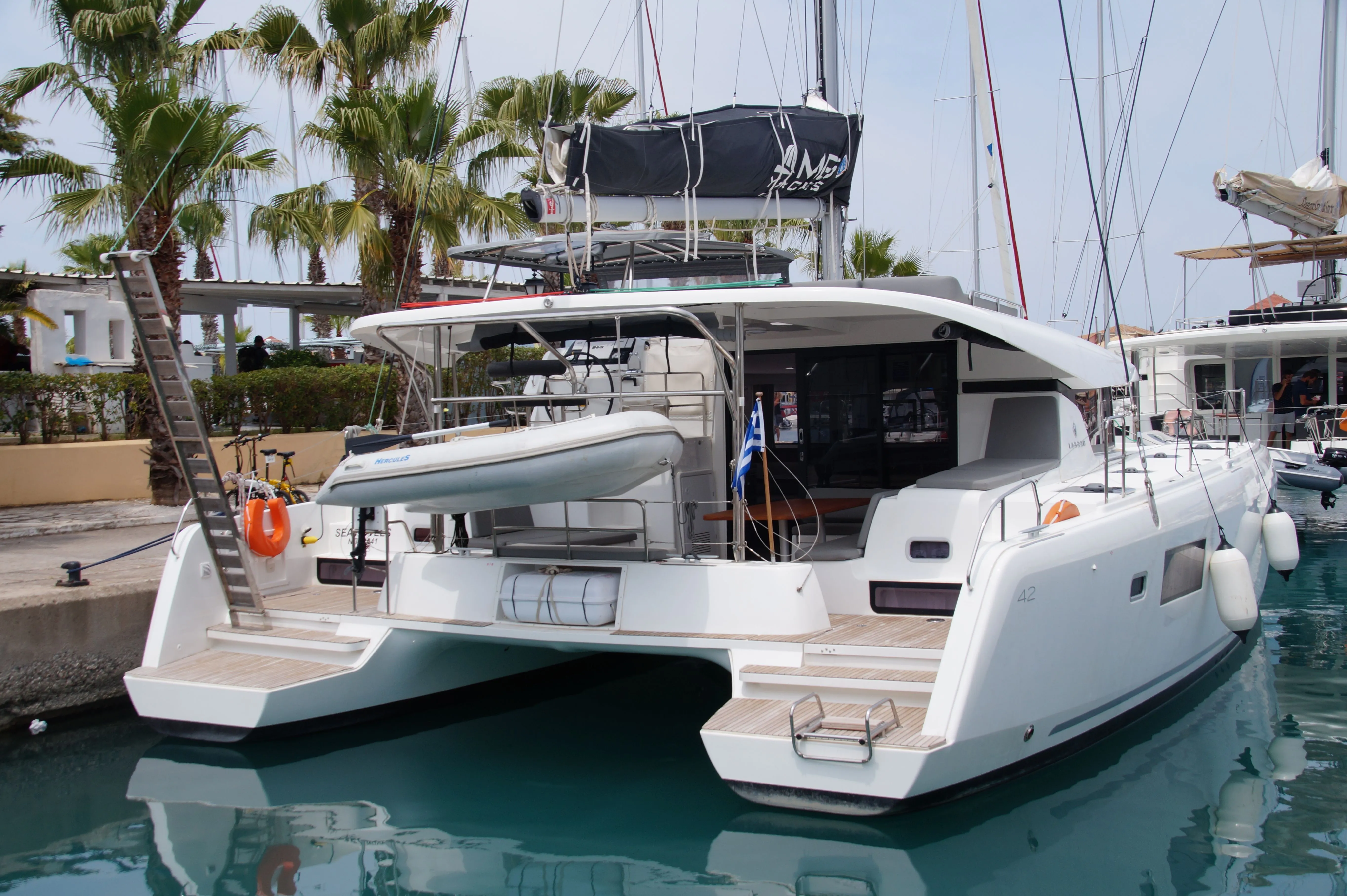 12.8m Paleros Catamaran Lagoon 42 Hire