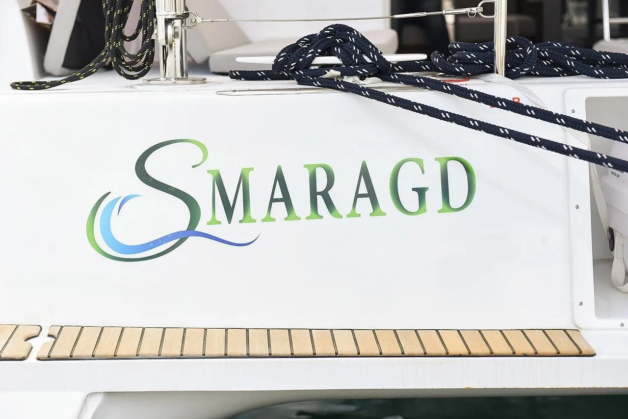Smaragd Charter Boat