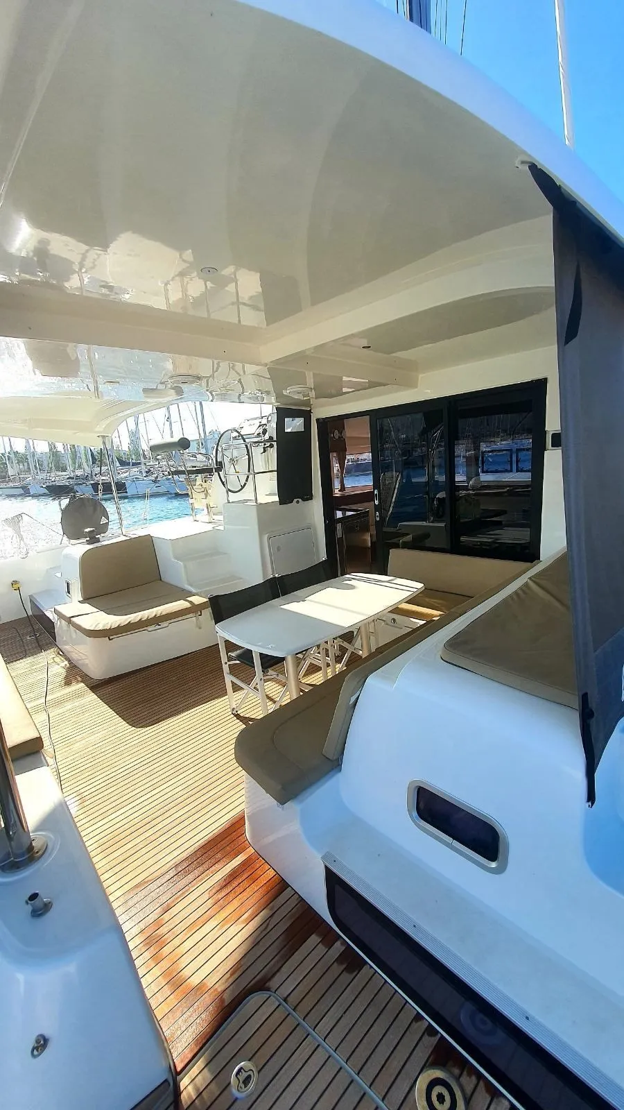 12.8m Naousa Catamaran Hire