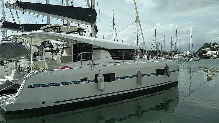 Taina Mietboot - 3