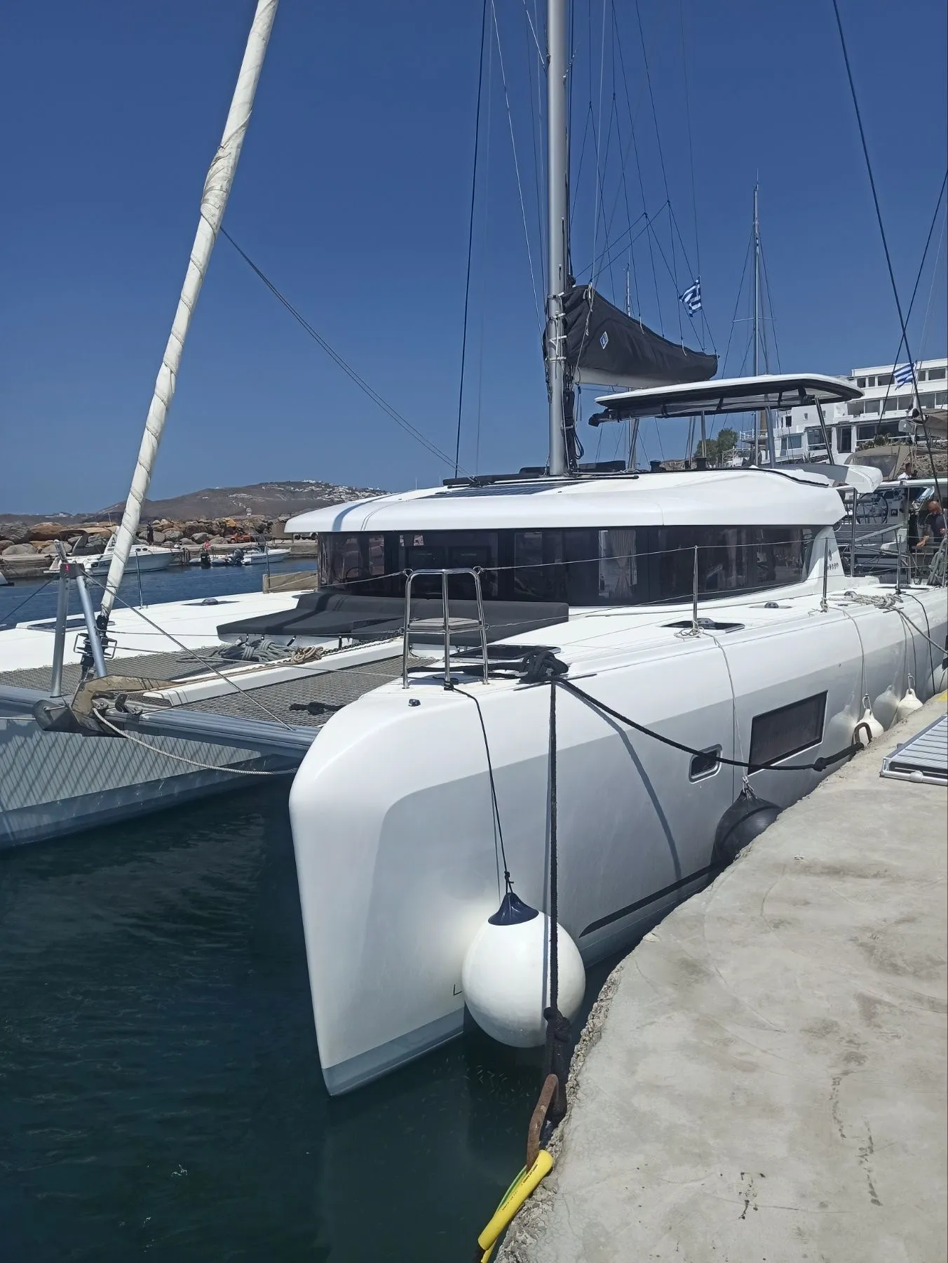 Alas Charter Boat