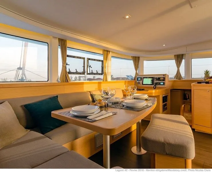 White lotus Charter Boat