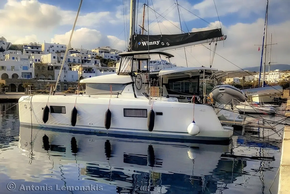 Winny Charter Boat