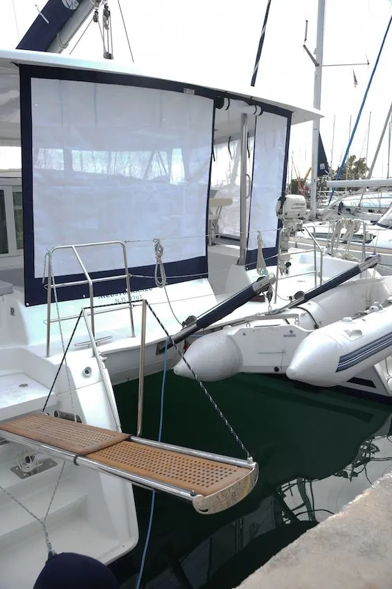 Amelia Charter Boat