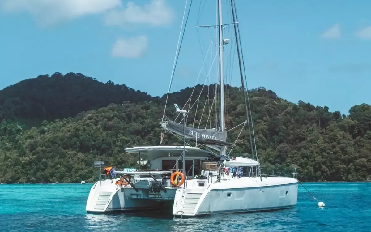 Blue Lagoon Charter Boat