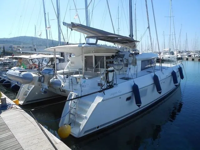 Iryn Charter Boat