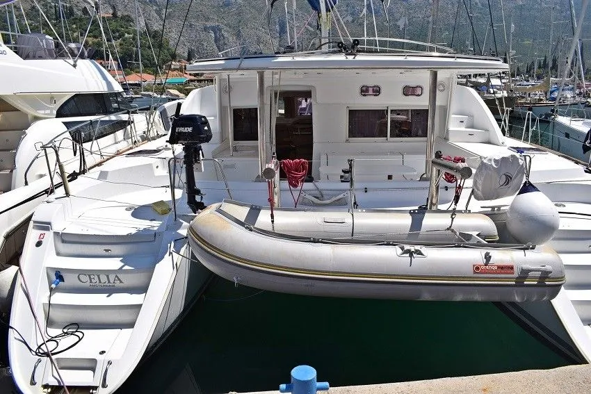 13.61m Marina Catamaran Lagoon 440 Hire