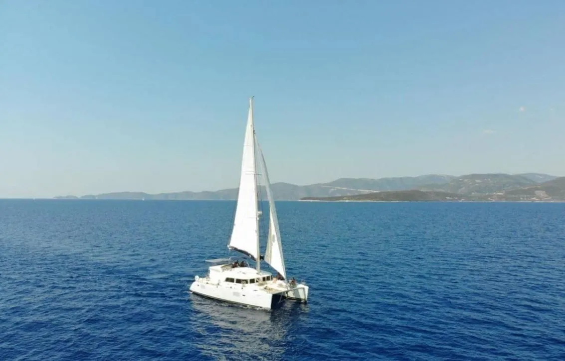 Чартер Duende - 3