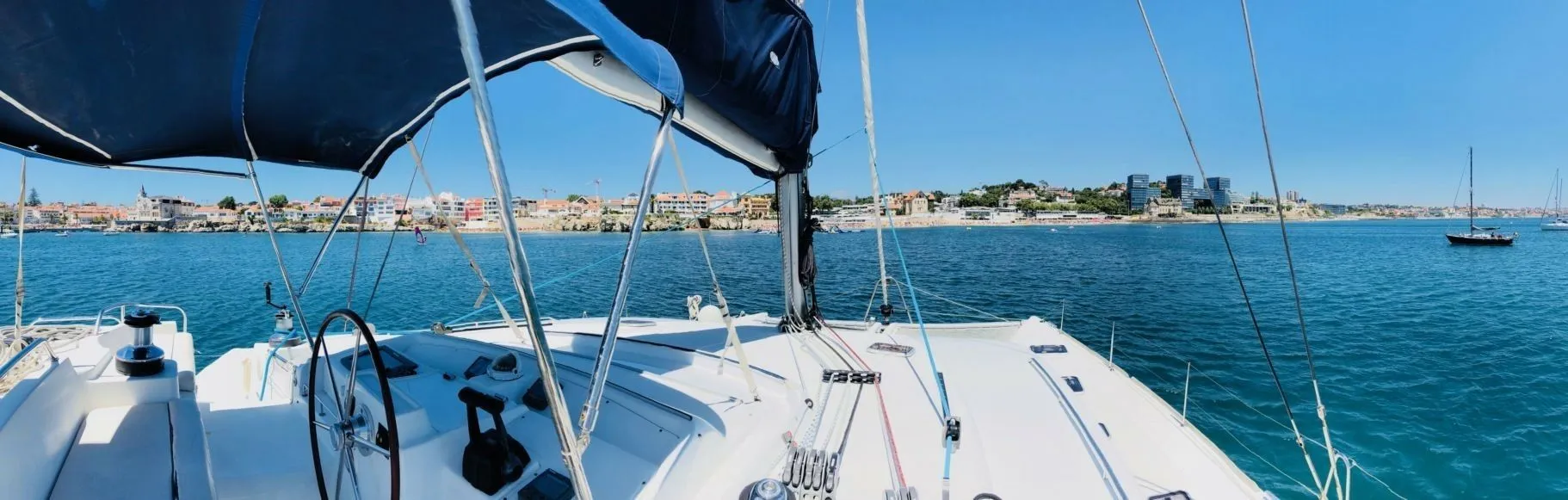 Rent a 13.61m 3 Cabin Catamaran in Lisbon