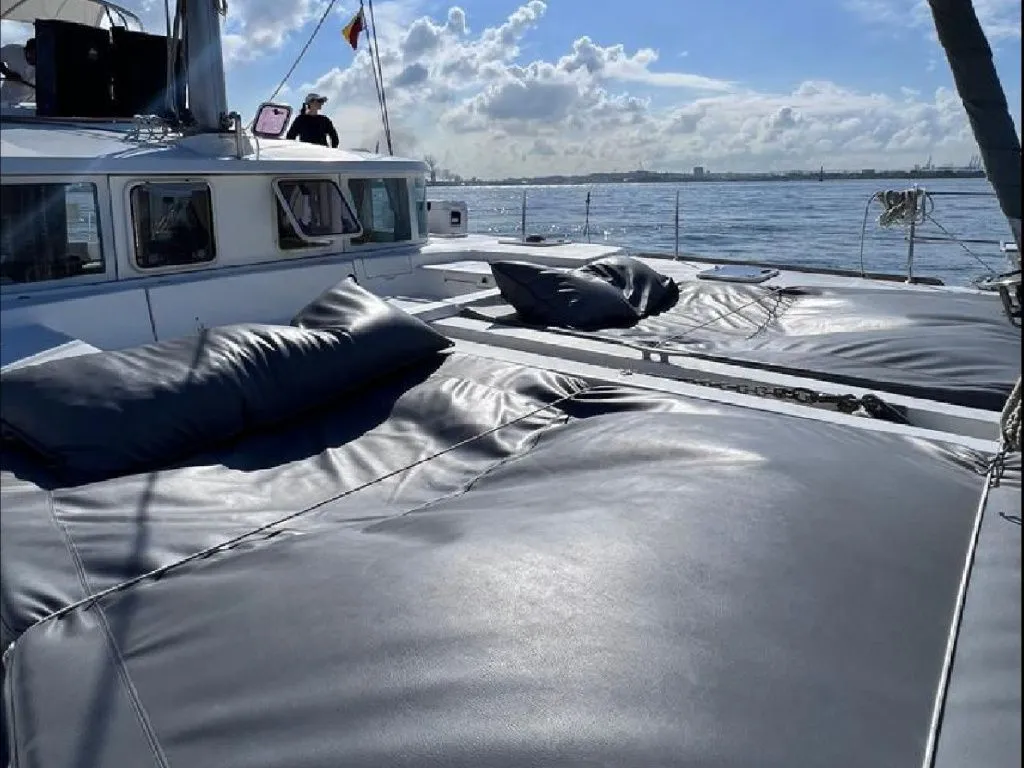 Rent a 13.4m 3 Cabin Catamaran in Cartagena de Indias
