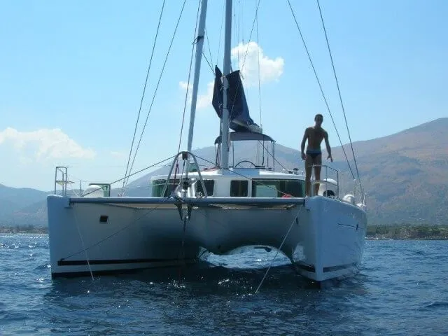 Лодка - Исследуйте Палермо на арендованном катамаран Lagoon 440 длиной 13.61м