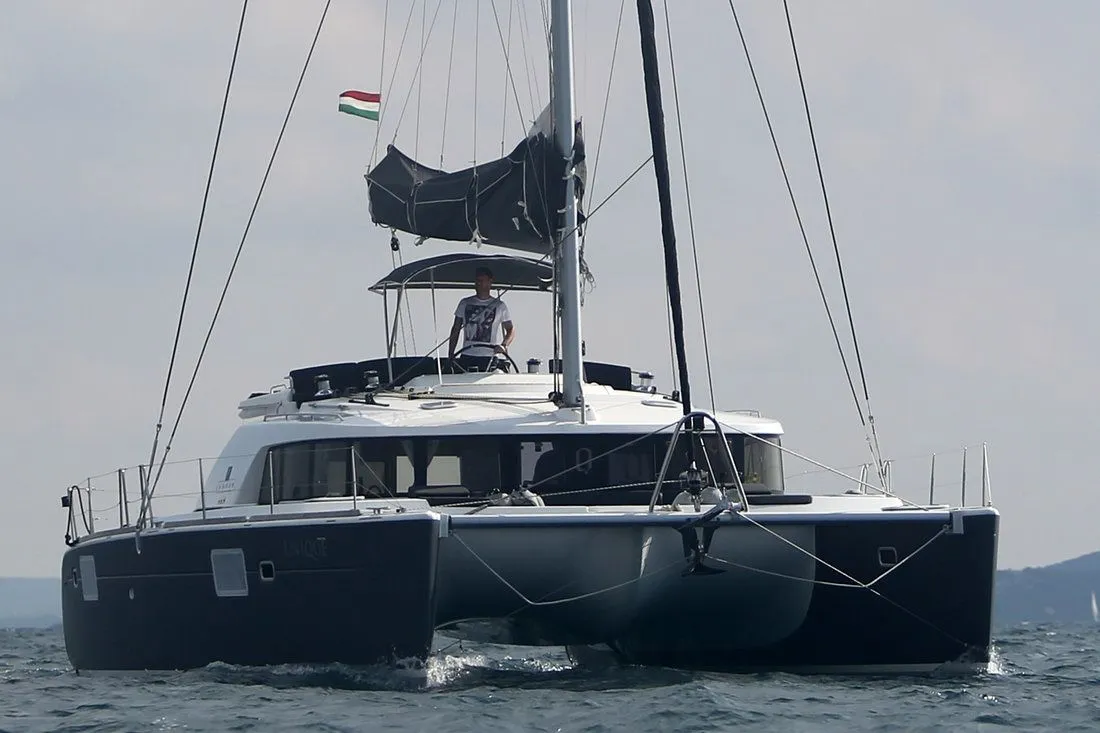 Чартер Unique - 5