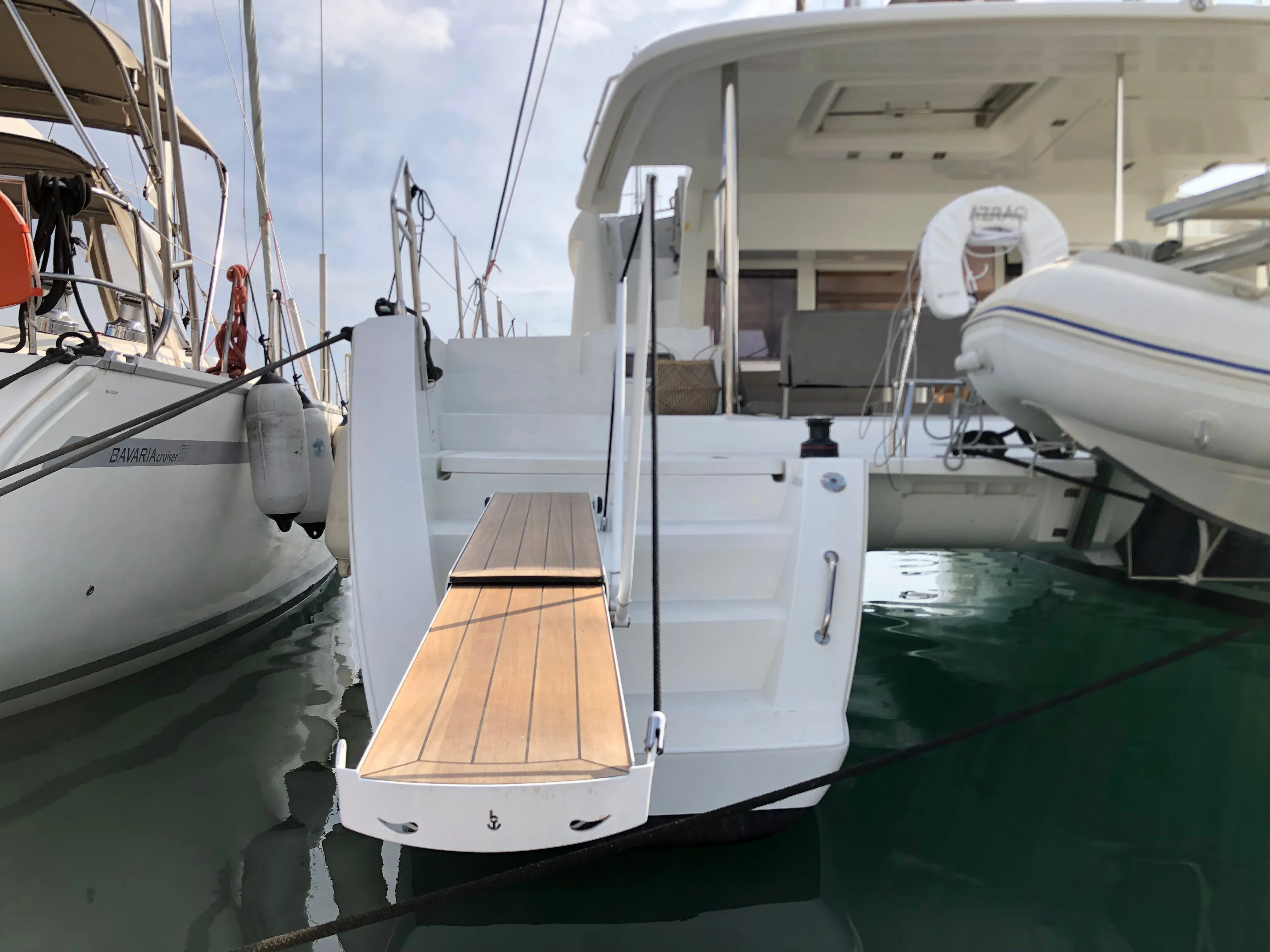 Azraq Charter Boat - 4
