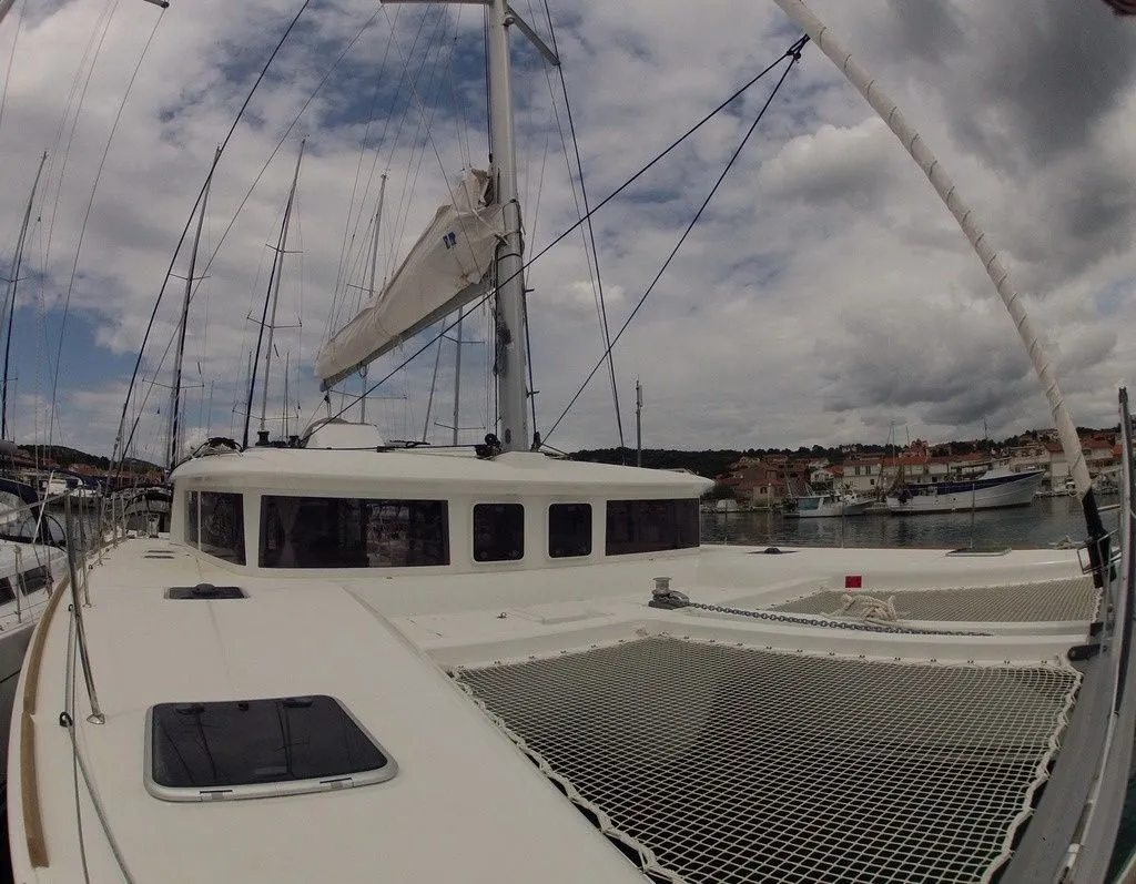 Explore Dubrovnik on a 13.96m Rental Catamaran