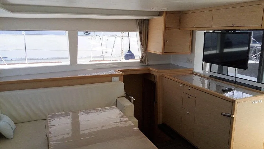 Dioni Charter Boat - 5
