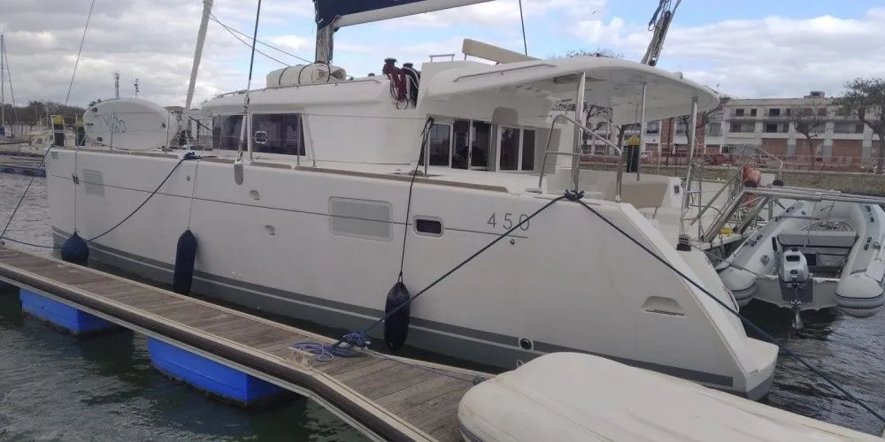 Donata Charter Boat