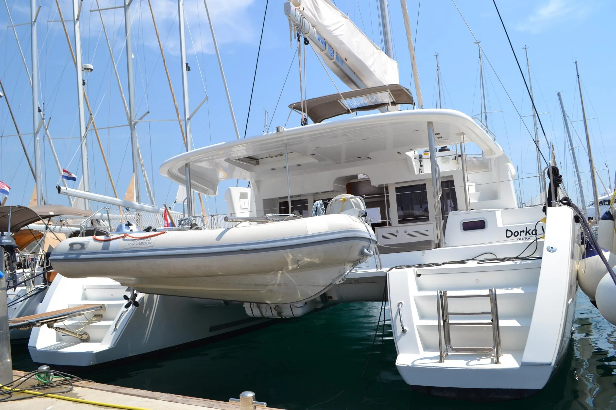 Explore Tribunj on a 13.96m Rental Catamaran
